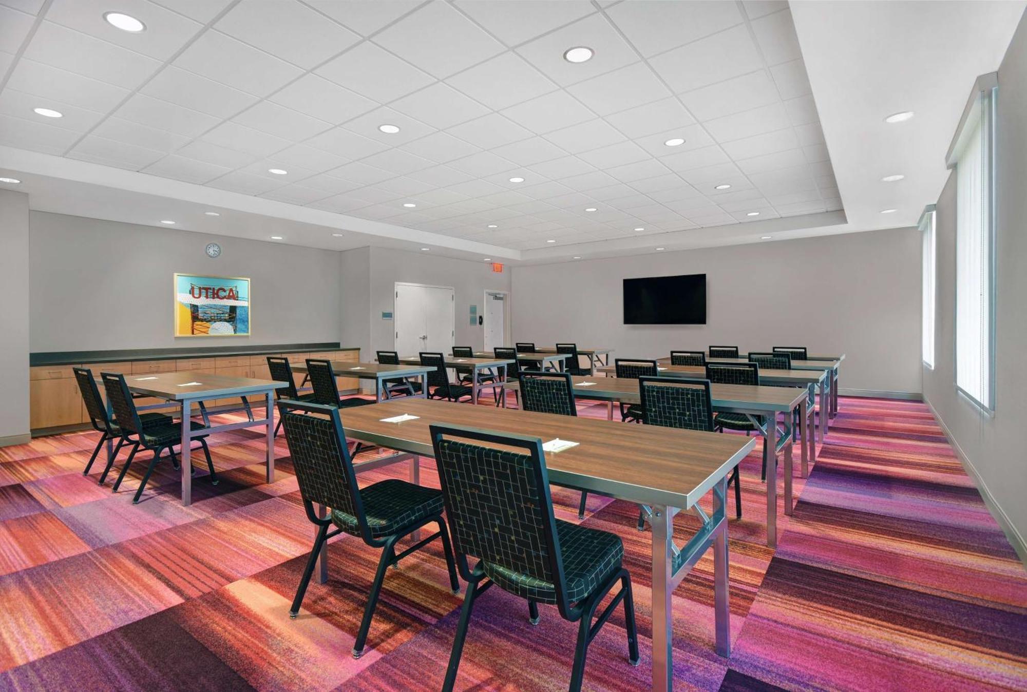 Home2 Suites By Hilton Utica, Ny Екстер'єр фото