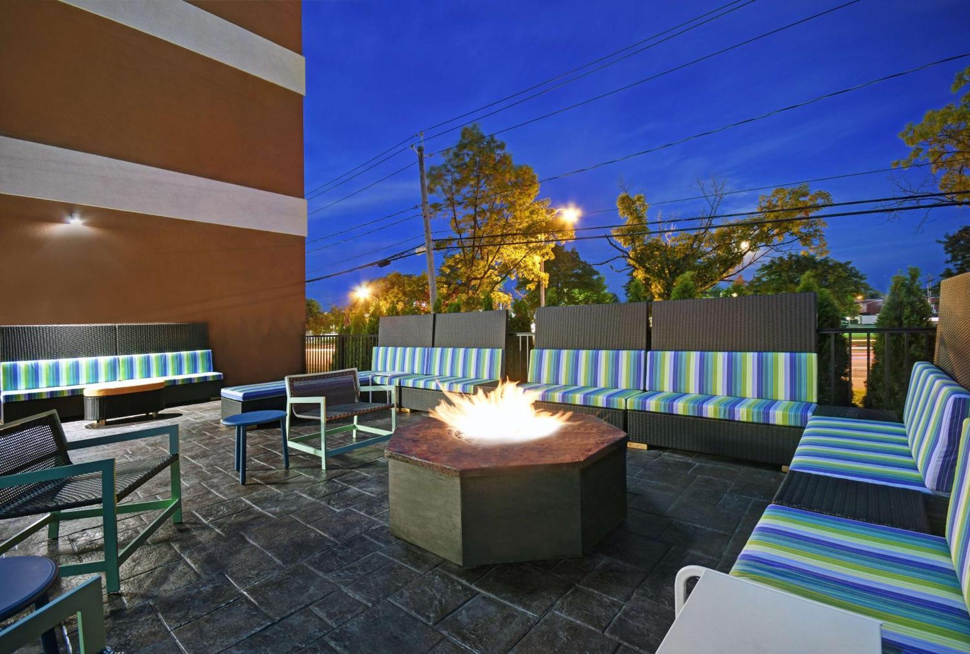 Home2 Suites By Hilton Utica, Ny Екстер'єр фото